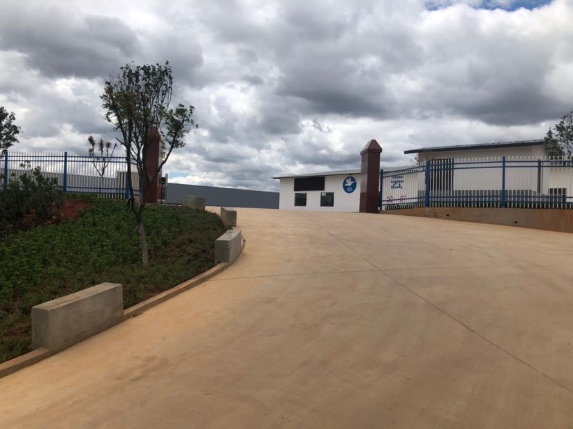 云南玉溪玉活赛鸽公棚